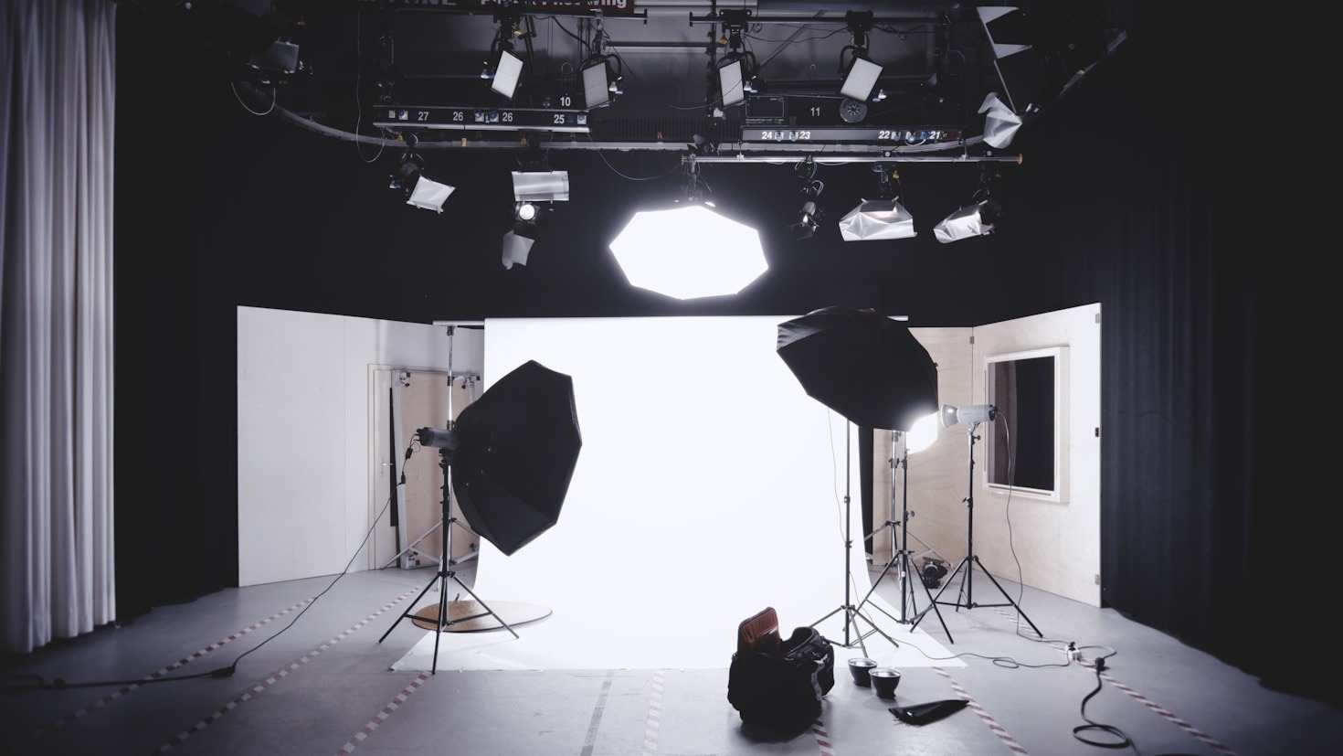 Exploring the Power of Visual Storytelling